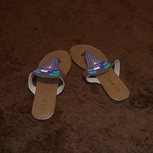 L.WIN brown geometric flip flops NIB
